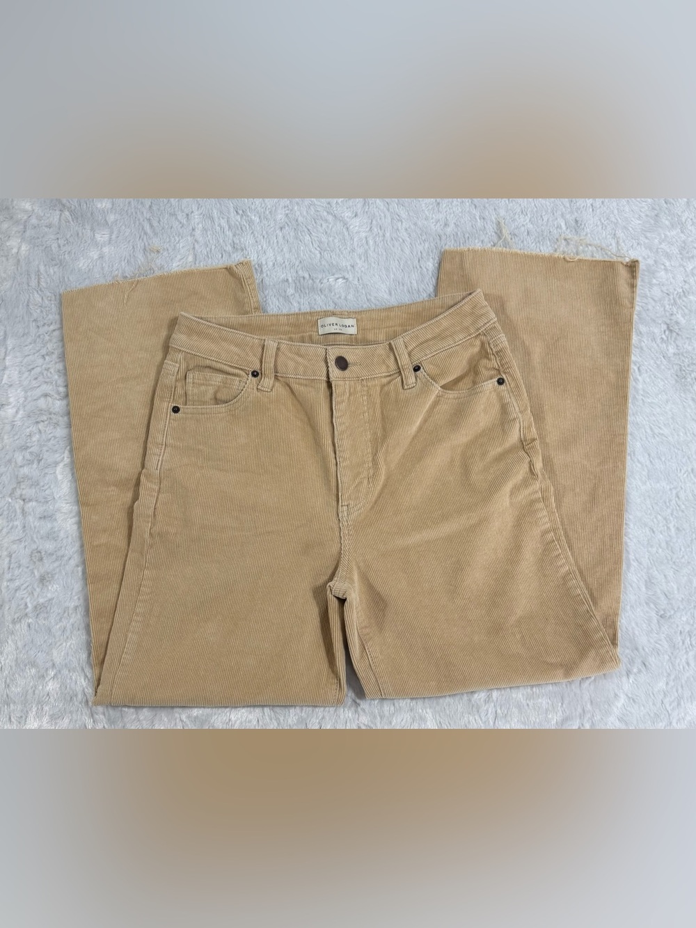 Oliver Logan Aberdeen Wide Leg Crop in Corduroy